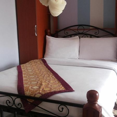 Egret Pilgrims Inn Namugongo ภายนอก รูปภาพ